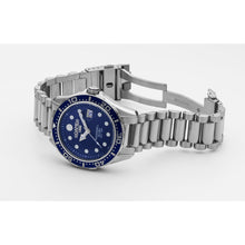 Load image into Gallery viewer, roamer rockshell mark3 scuba 3 hand quartz wristwatch analog battery stainless steel