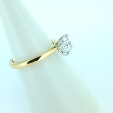 Load image into Gallery viewer, 18kt Yellow Gold - Lab Diamond Solitaire Engagement Ring