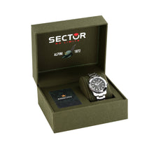 Load image into Gallery viewer, sector legend 42mm 3h green dial stainless steel bracelet
