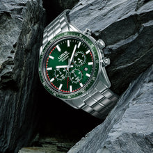Load image into Gallery viewer, lorus quartz chronograph gents stainless steel green dial bracelet watch