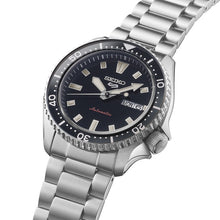 Load image into Gallery viewer, seiko 5 sports skx redux in kuro black dial bracelet watch