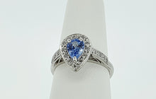 Load image into Gallery viewer, 18kt White Gold - Diamond and Sapphire (Ceylonese) Ring