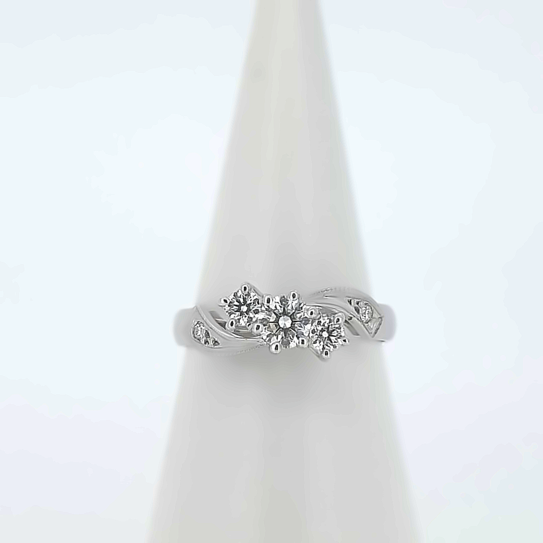 18kt White Gold - 3 Stone Diamond Engagement Ring