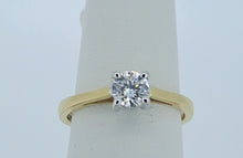 Load image into Gallery viewer, 18kt Yellow Gold - Solitaire Lab Diamond
