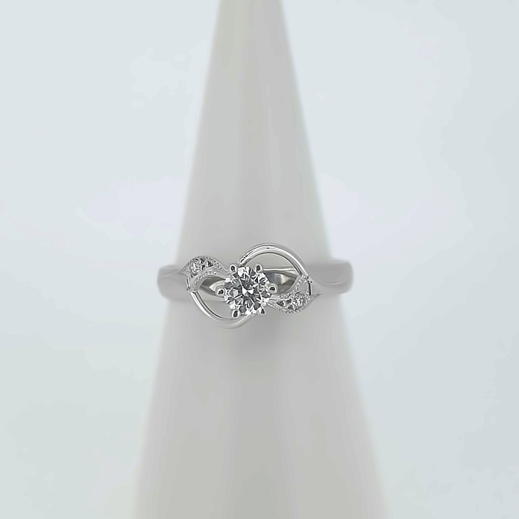 9kt White Gold - Lab Diamond Solitaire