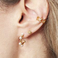 Load image into Gallery viewer, earcuff hearts
