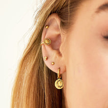 Load image into Gallery viewer, earcuff sunny face in circle
