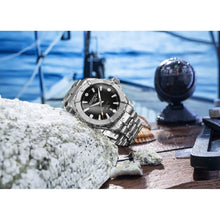 Load image into Gallery viewer, roamer deep sea 200 gents 3 hand  date quartz wristwatch  analog  battery watch
