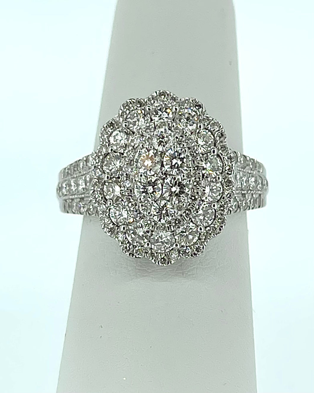 9kt White Gold - Diamond Cluster Dress Ring
