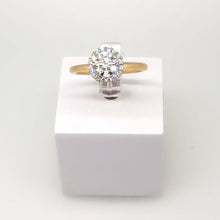 Load image into Gallery viewer, 18ct Yellow Gold Lab Diamond Engagement Ring
