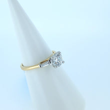 Load image into Gallery viewer, 18ct Yellow Gold Lab Diamond Solitaire Engagement Ring
