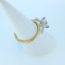 Load image into Gallery viewer, 18ct Yellow Gold Lab Diamond Solitaire Engagement Ring
