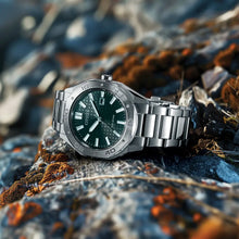 Load image into Gallery viewer, Citizen - &quot;Weekender&quot; Gent&#39;s Quartz Watch
