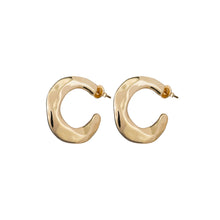 Load image into Gallery viewer, uno de 50 nimbo shaped gold-plated metal alloy earring
