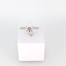 Load image into Gallery viewer, Platinum Round Brilliant Lab Diamond Engagement Ring
