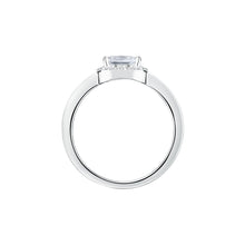 Load image into Gallery viewer, tesori ring 925 w/white cushion cz s.18
