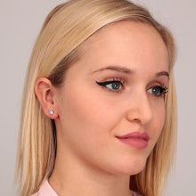 Load image into Gallery viewer, tesori earring white stone silver.925
