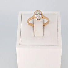 Load image into Gallery viewer, 18ct Yellow Gold Oval Lab Diamond Engagement Ring
