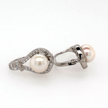 Load image into Gallery viewer, silver round pearl trardrop cz set leverback earrings 7mm
