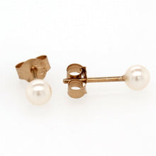 Load image into Gallery viewer, 9ct pearl studs 4mm
