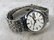 Load image into Gallery viewer, Grand Seiko Watch (Pre-Loved)
