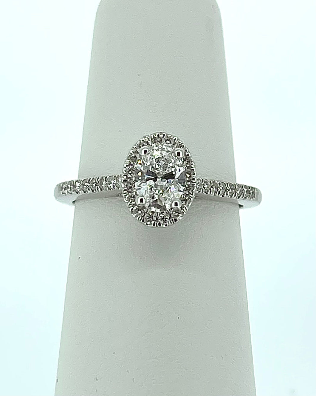 9kt White Gold - Diamond Oval Engagement Ring